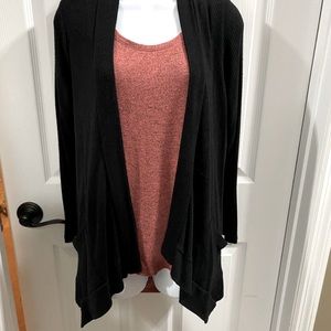 EUC Size L candies ribbed sweater shark bite hem